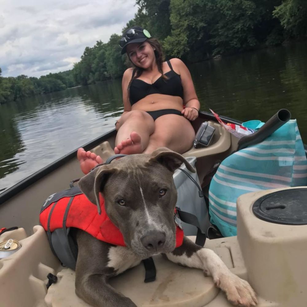 Meet your Posher, Brooke